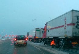 Autostrada A24 bloccata per la neve e il maltempo