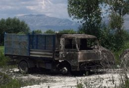 camion incendiato nella notte a San Benedetto