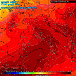 In figura il modello GFS mostra la situazione ad 850 hpa prevista per le ore 17:00 di Sabato 5 Agosto. Valori fino a circa 28°c sulla Marsica, pertanto molto caldo.