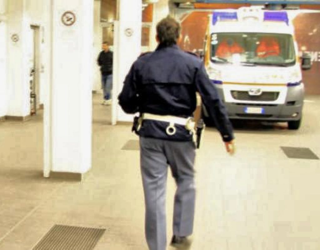 Ferito Da Un Colpo Di Pistola Giovane Di Avezzano In Ospedale A Causa Di Un Incidente Al