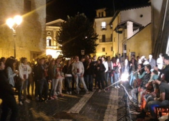 Gironi Divini 2015 folla alla manifestazione di Tagliacozzo dedicata a Dante (1)