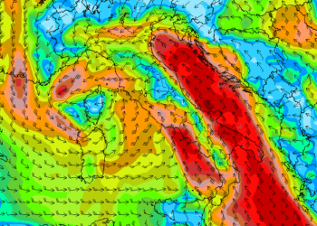 Nel modello previsto per Domenica 28 Febbraio, alle ore 19:00, si evidenziano i venti forti da scirocco su tutta l'area Marsicana.
Situazione molto critica in Adriatico.