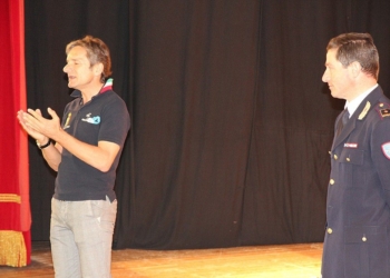 Lezione contro il bullismo al Teatro Talia