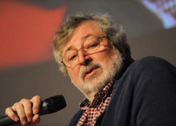 varese francesco guccini per il premio chiara 2010 a villa ponti