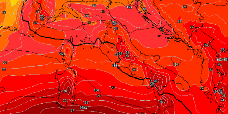 La situazione ad 850 hpa prevista dal modello americano GFS per Domenica 23 Luglio. Caldo e cielo poco nuvoloso su tutta la Marsica.