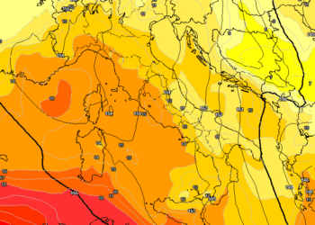 In figura la situazione ad 850 hpa per la mattina di Domenica 13 Agosto. Clima più fresco su tutta la Marsica.