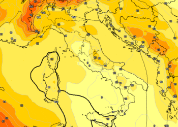 In alto, la situazione per Domenica 22 Aprile, ad 850 hpa. Sulla Marsica, giornata molto mite, soleggiata al mattino ma con qualche disturbo possibile nel pomeriggio.