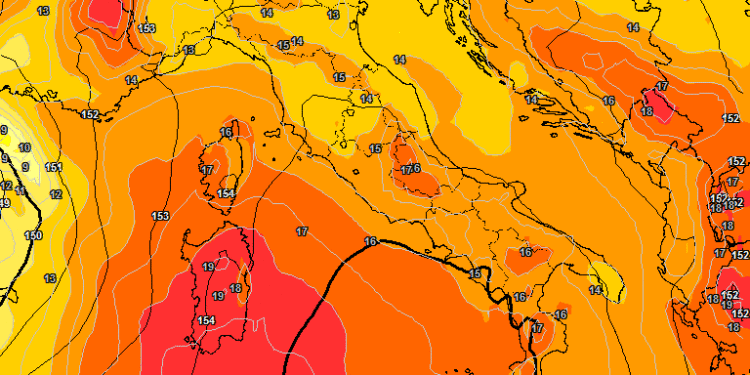 Le temperature ad 850 hpa previste per le ore centrali di Domenica 3 Giugno. Caldo nella Marsica, con qualche addensamento e fenomeno prima di sera, a carattere sparso sui rilievi del Parco Nazionale.