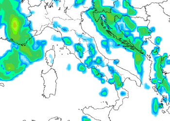 La situazione prevista per Domenica 7 Ottobre per quanto rigurada la possibilità di precipitazioni nelle ore centrali della giornata. Si nota che dei rovesci potranno essere presenti sulla Marsica.