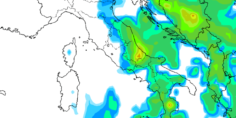 La situazione delle precipitazioni per la giornata di Lunedì 13. Precipitazioni copiose su gran parte dell'Abruzzo, moderate sulla Marsica.