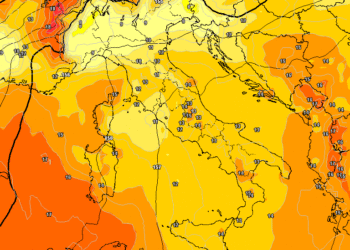 La situazione ad 850 hpa prevista per Domenica 13. Clima molto mite, con valori ad 850 hpa mediamente sui 14°c. Valori massimi che ad Avezzano potranno anche superare i 20°c. Tempo buono.