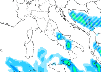 La situazione prevista per la mattina di Domenica 5 Gennaio, cielo nuvoloso e qualche debole fenomeno a carattere nevoso. Il tutto in rapido miglioramento.