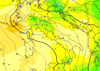 La situazione ad 850 hpa prevista per le ore centrali di Domenica. Bel tempo e temperature miti anche sul territorio marsicano.