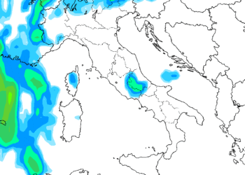 Situazione delle precipitazioni nel primo pomeriggio di Domenica 10. Sarà possibile qualche rovescio in arrivo da ovest.