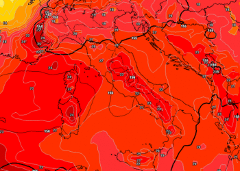 Ad 850 hpa, la situazione appare questa sulla nostra penisola nelle ore del primo pomeriggio di Mercoledì 29. Caldo in aumento e cielo poco nuvoloso su tutta la Marsica.