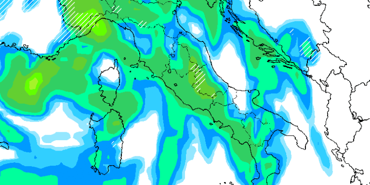 La situazione delle precipitazioni prevista da GFS per Martedì mattina secondo GFS. Piogge e nevicate possibilmente anche sul Fucino.