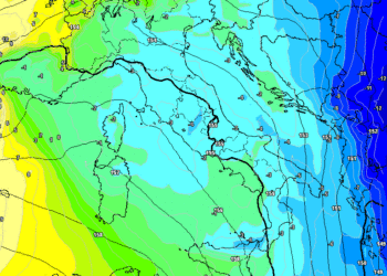 La situazione ad 850 hpa prevista per le ore 10:00 di Martedì. Tempo abbastanza buono e temperature in aumento, anche se molto freddo al mattino con estese gelate.