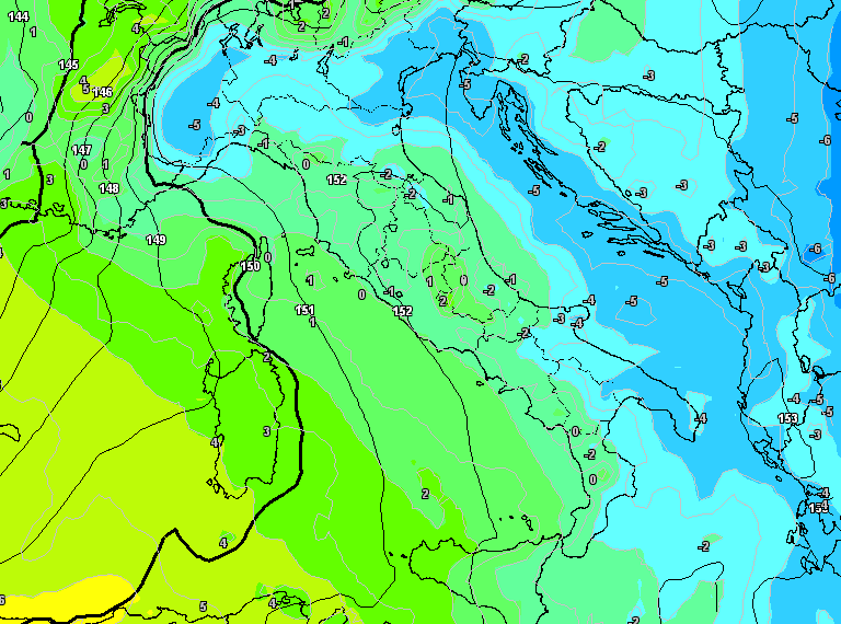 Le ore del primo pomeriggio di Domenica ad 850 hpa. Clima ancora piuttosto fresco sulla nostra regione, con valori tra gli 0°c ed i -1°c.