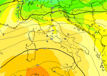 Ad 850 hpa la possibile situazione appare questa nel pomeriggio di Lunedì 26, giorno di Santo Stefano. Giornata molto mite, ove però potrà essere presente della nebbia nel Fucino