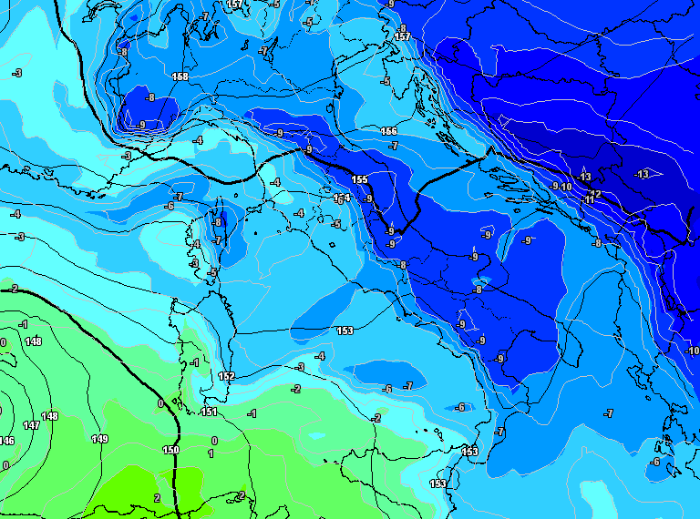 Martedì 7, le temperature ad 850 hpa potranno toccare i -9°c. Pertanto molto freddo ed anche qualche rovescio nevoso.