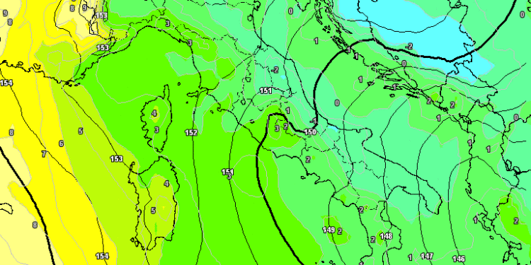 In figura la situazione ad 850 hpa prevista per le ore 14:00 di pasquetta. Ancora clima piuttosto fresco, in un contesto a tratti variabile.