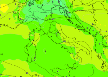 Ad 850 hpa ecco la situazione prevista per il giorno di Capodanno, alle ore 13:00. Sulla Marsica tempo stabile e soleggiato, non freddo nelle ore centrali della giornata