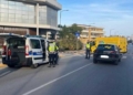 Una studentessa delle scuole superiori è finita in condizioni gravissime all'ospedale di Pescara per le lesioni riportate dopo essere stata investita da un'automobile, 3 dicembre 2024. L'incidente è avvenuto a Pescara, in via Falcone e Borsellino.
La ragazzina era appena uscita da scuola e stava attraversando la strada, quando è stata travolta da un'auto.
ANSA/ELEONORA SASSO