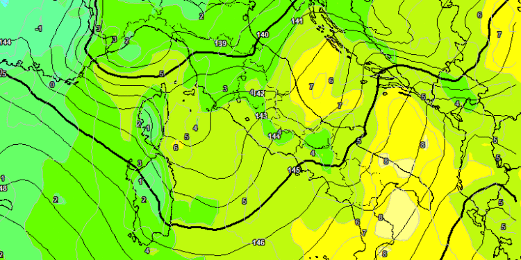 Nel modello GFS ad 850 hpa prevista per Martedì alle ore 13:00, ancora vento e clima non freddo, cielo variabile o alquanto nuvoloso