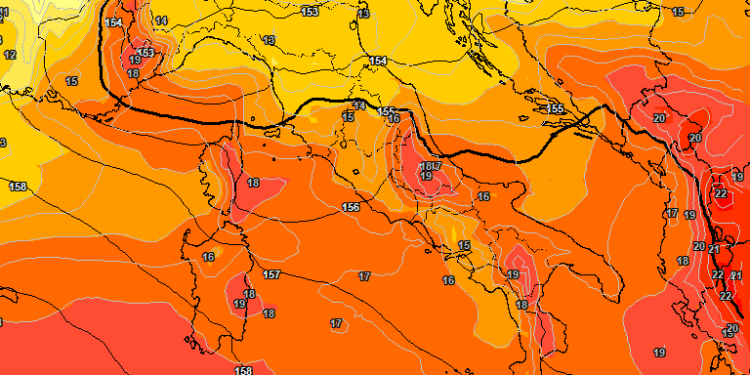 Ad 850 hpa questa potrà essere la situazione secondo GFS che vede tempo bello e con delle temperature di qualche grado oltre la norma