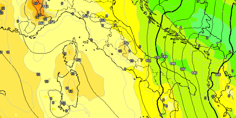 La possibile situazione vista da GFS per Mercoledì 8 Ottobre ad 850 hpa. Tempo generalmente buono e temperature in aumento.