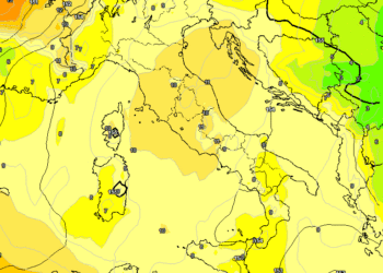 La situazione ad 850 hpa vista da GFS alle ore 13:00 di Mercoledì 5 novembre. Sulla Marsica  temperature gradevoli, oltre le medie del periodo e cielo poco nuvoloso