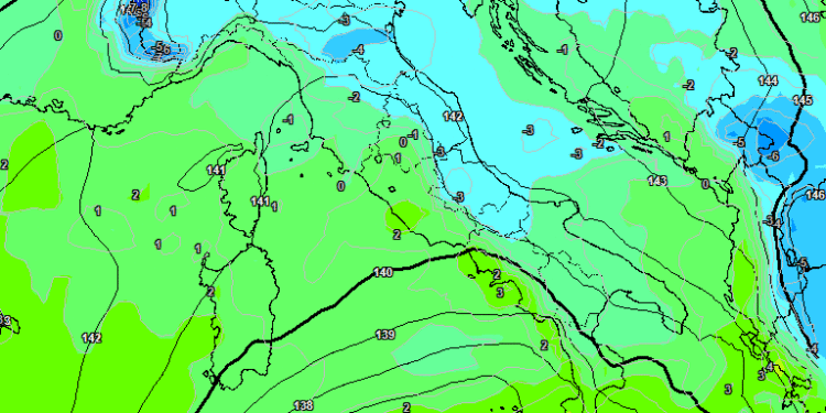 Nel modello matematico (GFS) è raffigurata la situazione ad 850 hpa prevista al mattino di Meroledì 21 Gennaio ove sarà un pochino più freddo dei giorni precedenti e meno di quelli seguenti
