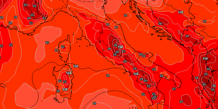 In figura la situazione ad 850 hpa prevista da GFS per le ore 14:00 di Mercoledì 29 Luglio. Valori fino a +26°c alla quota di circa 1500 m in libera atmosfera