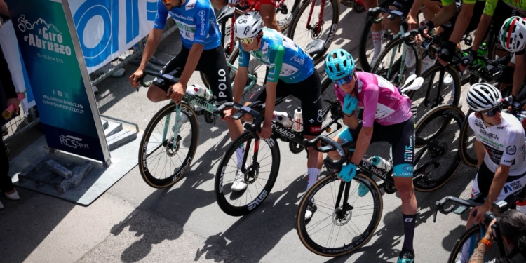Giro d’Abruzzo 2025 16 Aprile 2025 
Tappa 02 TP 2 TOCCO DA CASAURIA-PENNE: 
(Photo by Alessandro Garofalo/LaPresse)